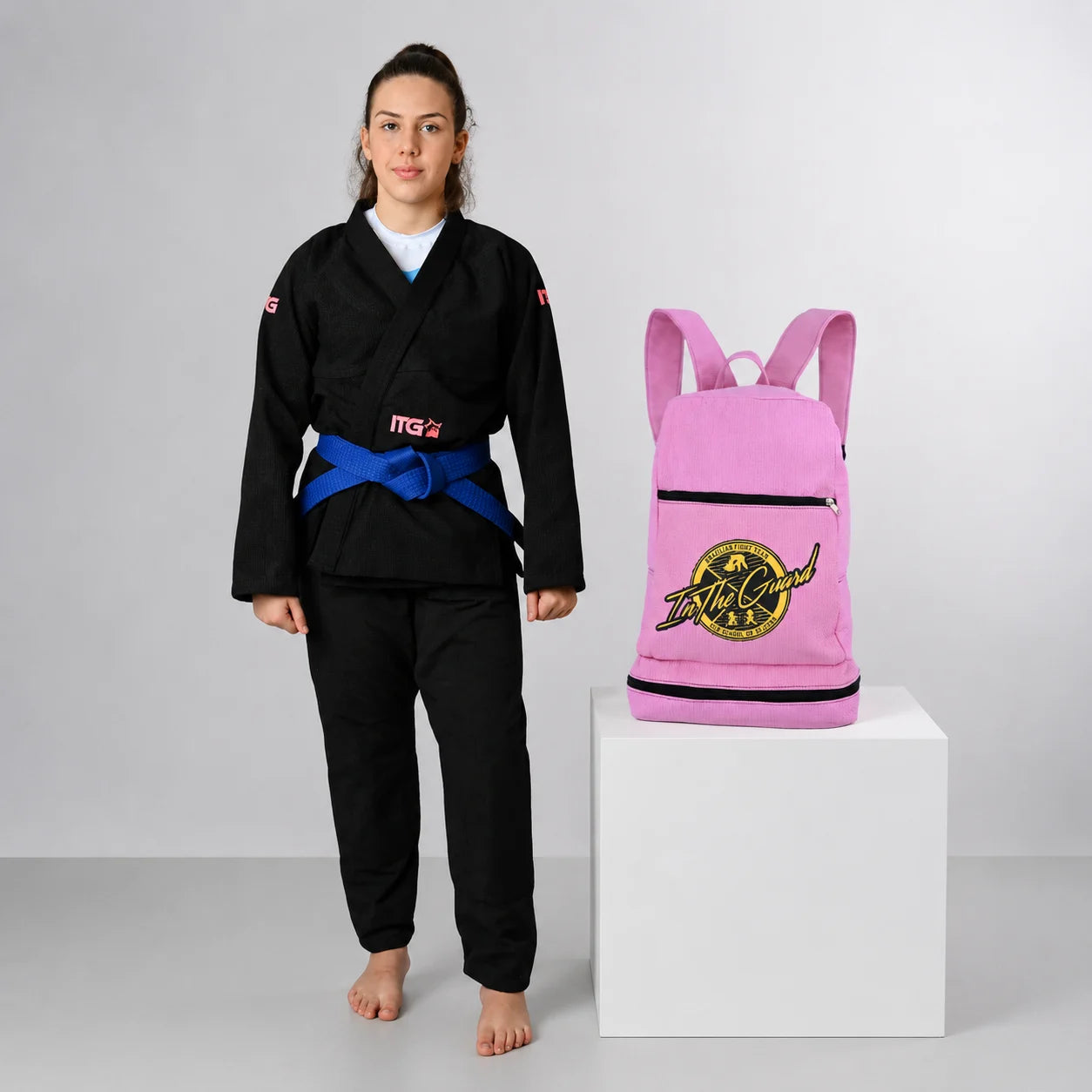 Kimono Jiu-Jitsu Feminino + Bolsa Trançada In The Guard